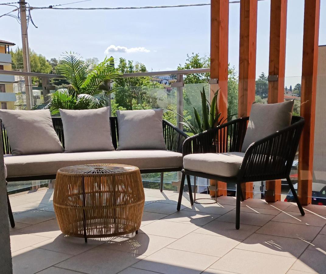 Lake Dream Apartment With Pool In Bardolino Exteriér fotografie