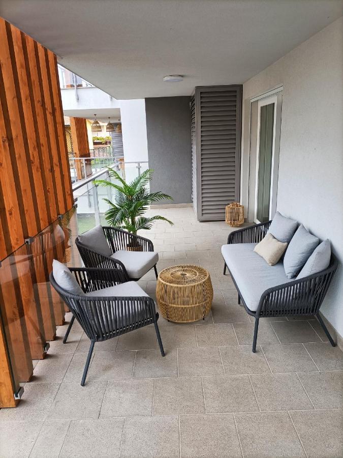 Lake Dream Apartment With Pool In Bardolino Exteriér fotografie