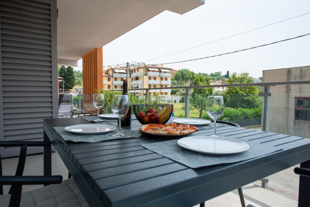 Lake Dream Apartment With Pool In Bardolino Exteriér fotografie